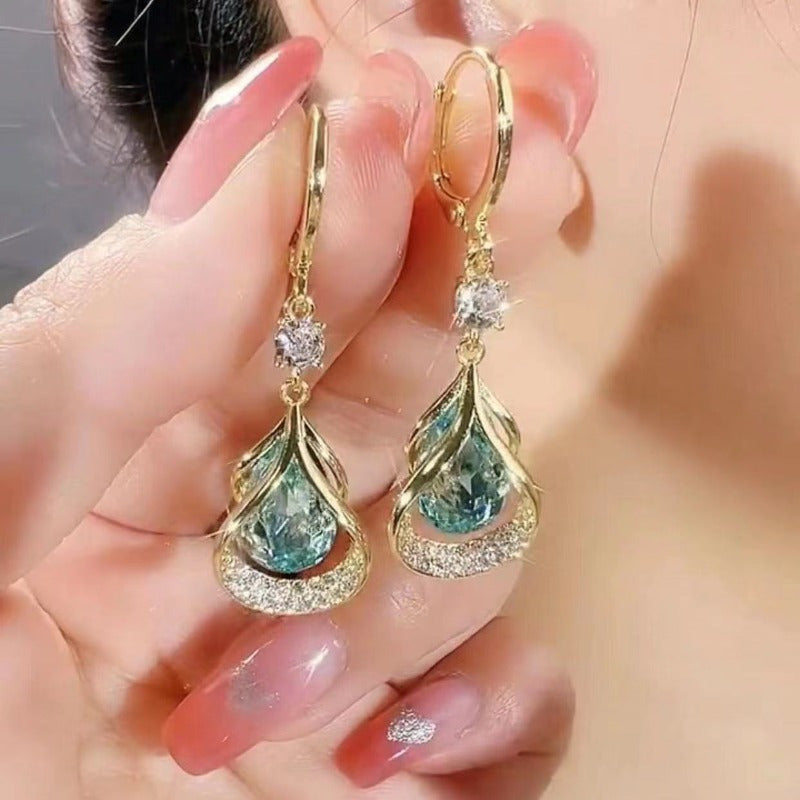 Elegant Geometric Cat Eye Earrings Set  Perfect Gift